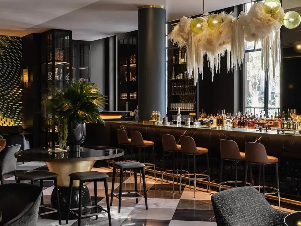 Capella Sydney: bar