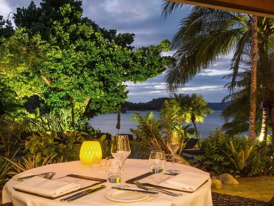 Open-air dining