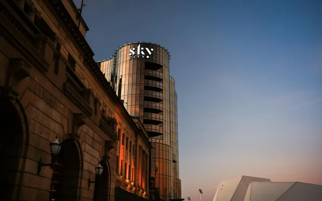 Eos by SkyCity