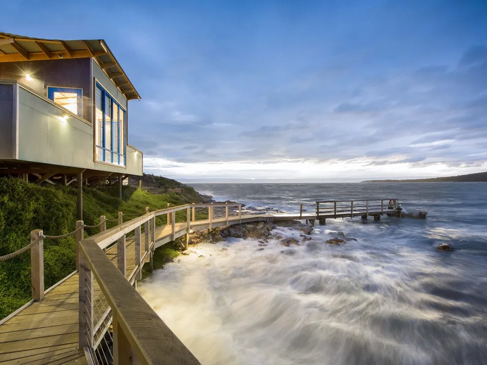 The cantilevered living space over the water