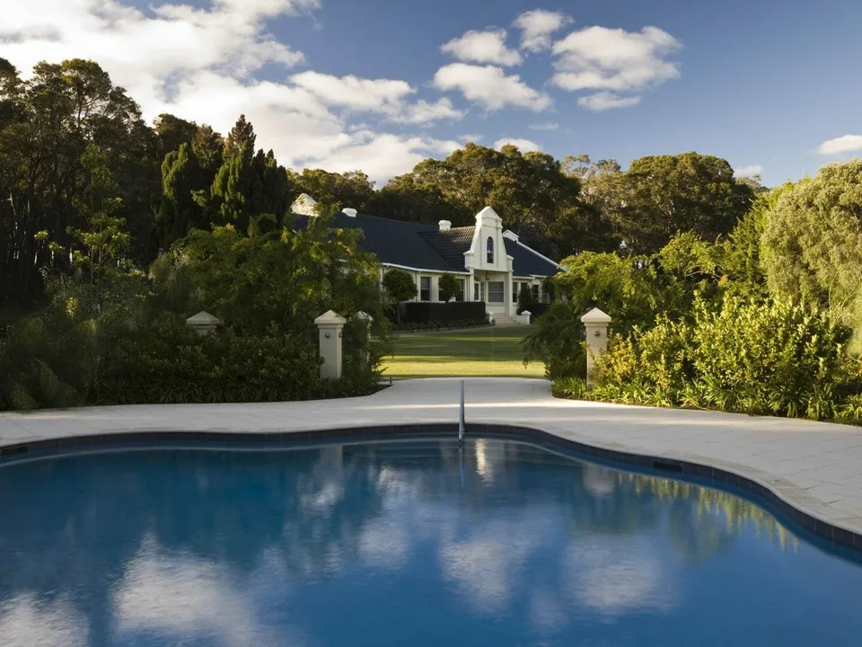 Estate swimming pool