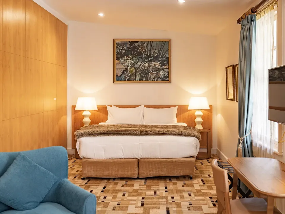 Signature Suite