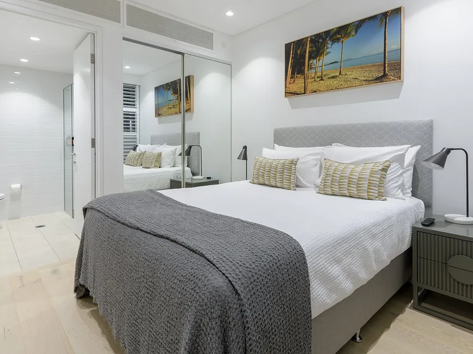 Deluxe apartment bedroom with ensuite