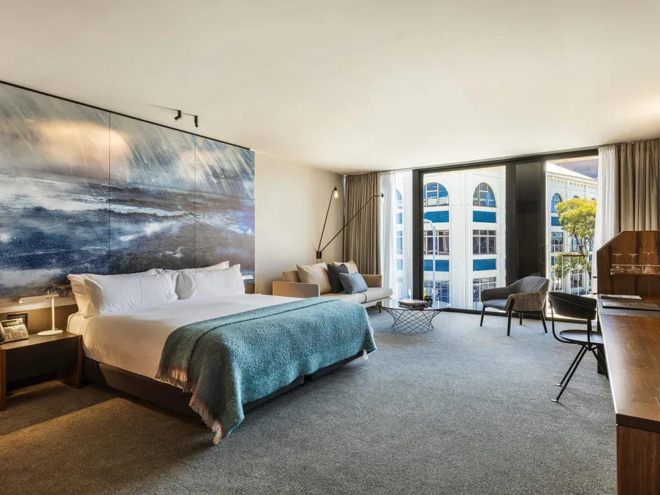 Hunter Street Room